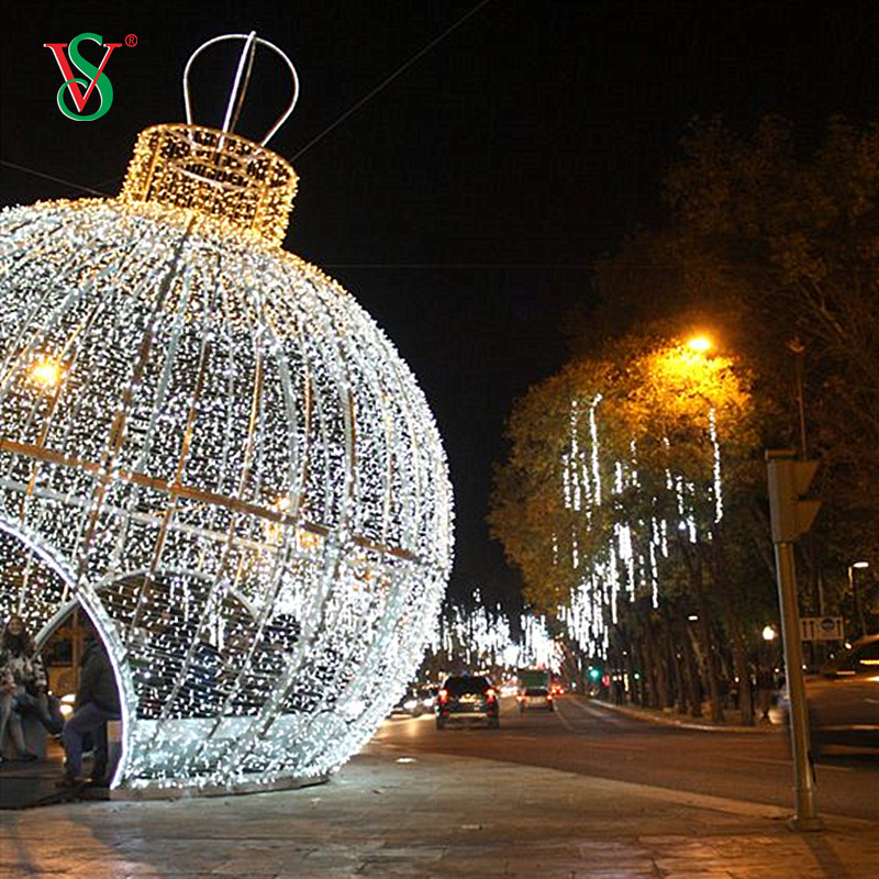 Noche de vacaciones memorable Decoración LED Luz con motivo de bola gigante para la calle navideña al aire libre