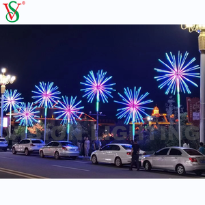 Al aire libre llevó la luz del adorno del árbol de los fuegos artificiales de la decoración 12V RGB de la Navidad para la calle