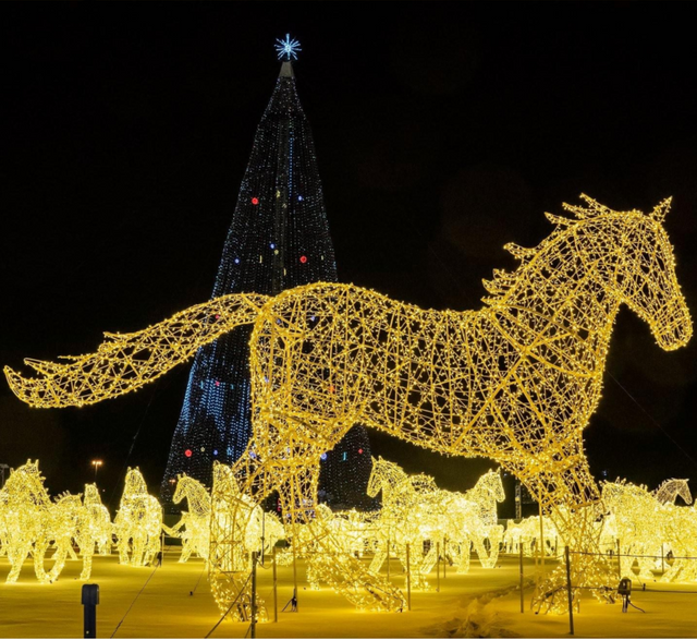Escultura de caballos animales iluminada 3D con luz de cuerda para el zoológico Garden Park Decoración al aire libre